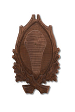 Carica l'immagine nel visualizzatore di Gallery, Piatto trofeo muflone intagliato a mano tipo 651