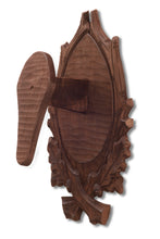 Carica l'immagine nel visualizzatore di Gallery, Piatto trofeo muflone intagliato a mano tipo 651