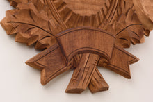 Lade das Bild in den Galerie-Viewer, Trophäenschild handgeschnitzt Muffelwild Typ 652