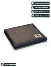 Load image into Gallery viewer, Beheizbares Sitzkissen braun, aus bestem deutschen Loden
